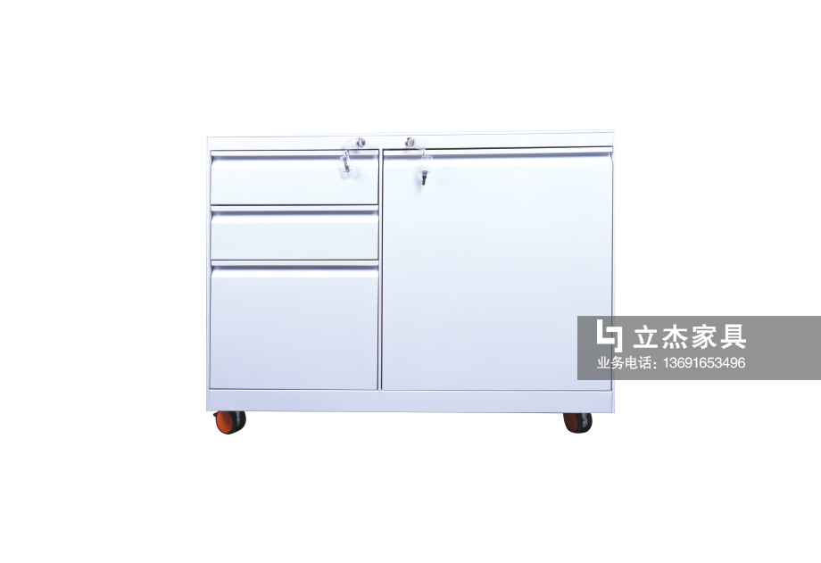 䓹